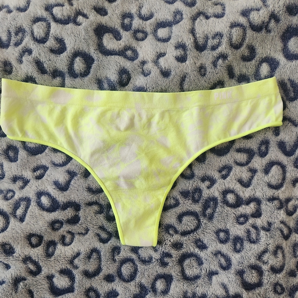 Victoria's Secret Thong PINK